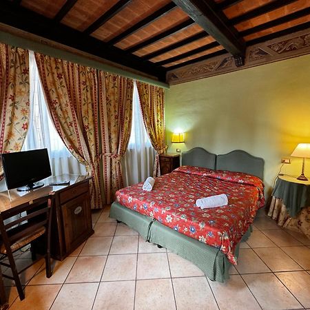 Villa Le Camelie سيينا المظهر الخارجي الصورة