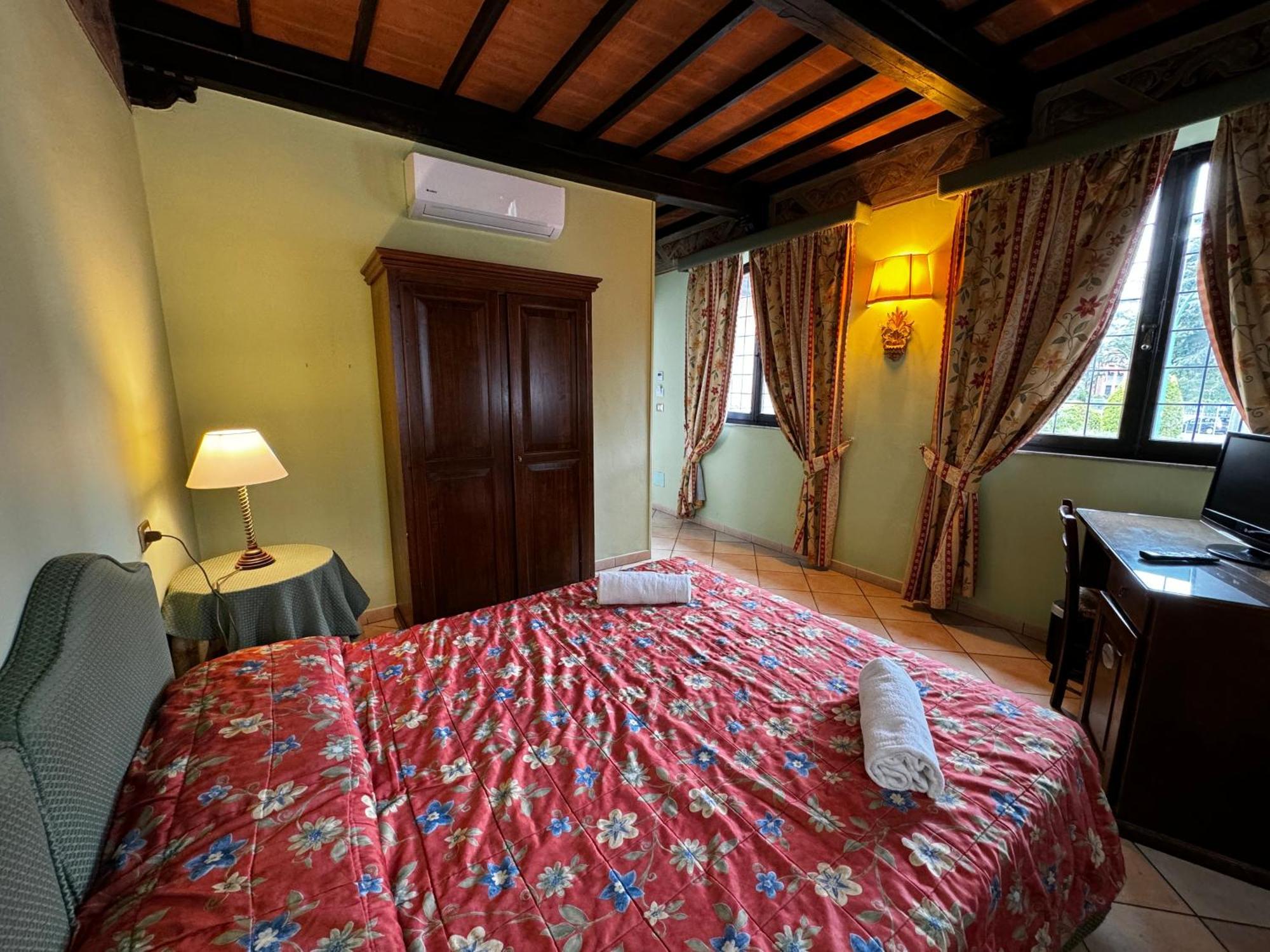 Villa Le Camelie سيينا المظهر الخارجي الصورة
